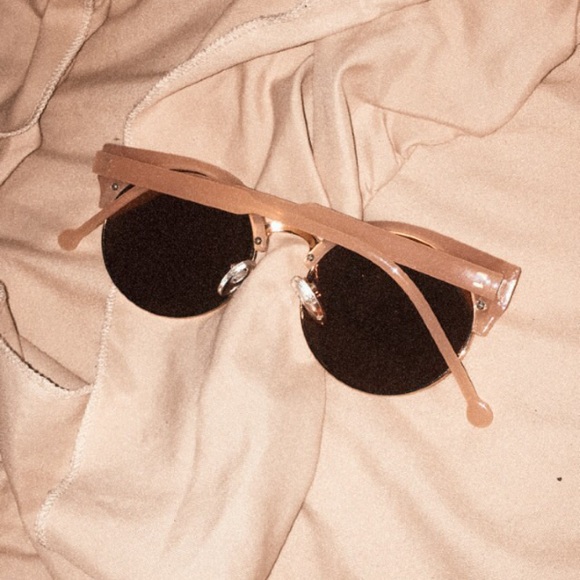 Cat eye sunglasses - Picture 2 of 2